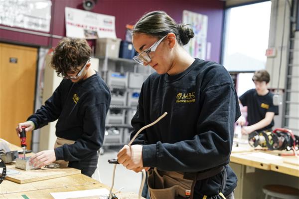 Electrical Technology students working in lab